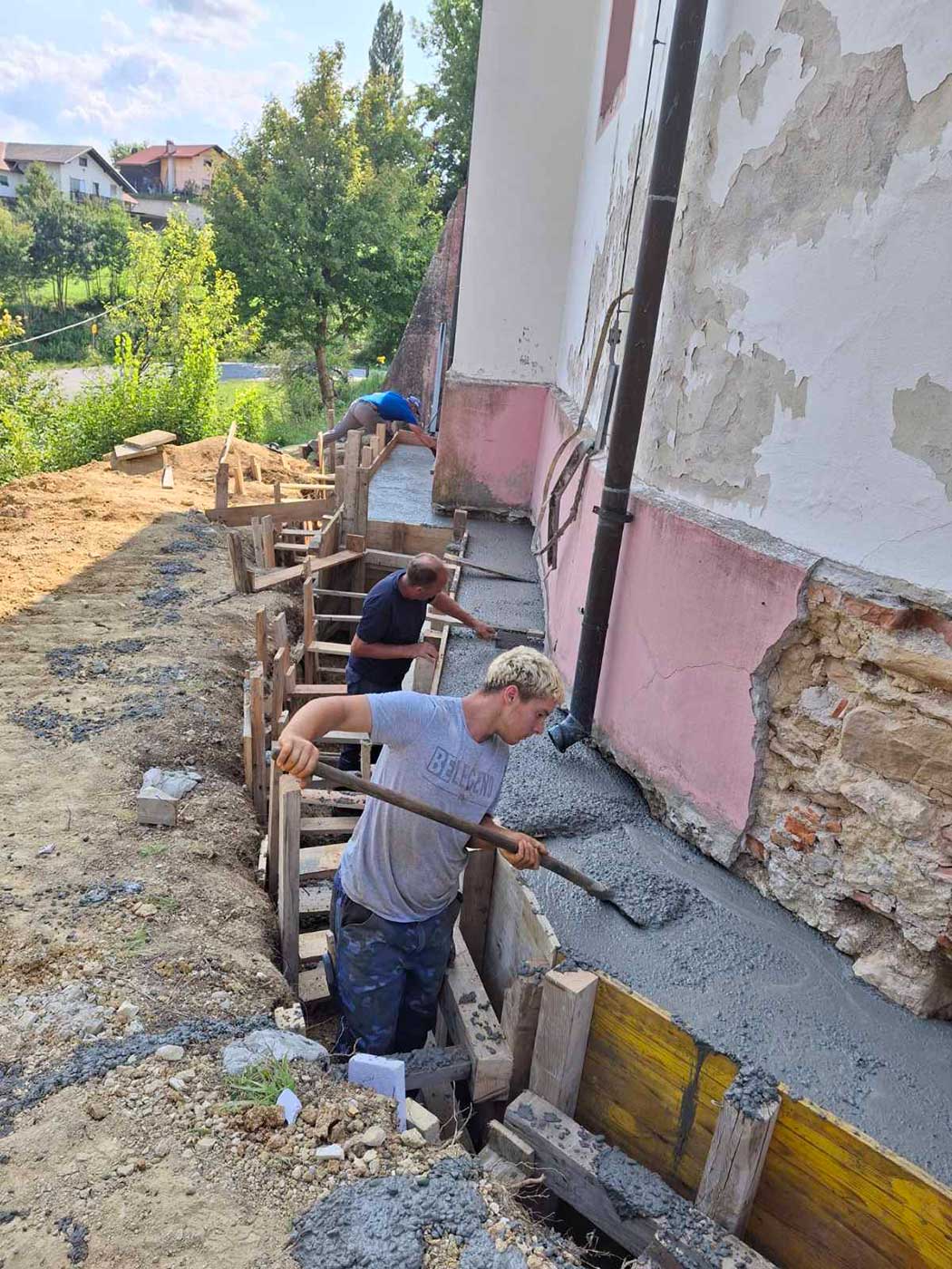 Stručni nadzor za radove na hitnim mjerama za parcijalnu sanaciju kapele u Zlogonju