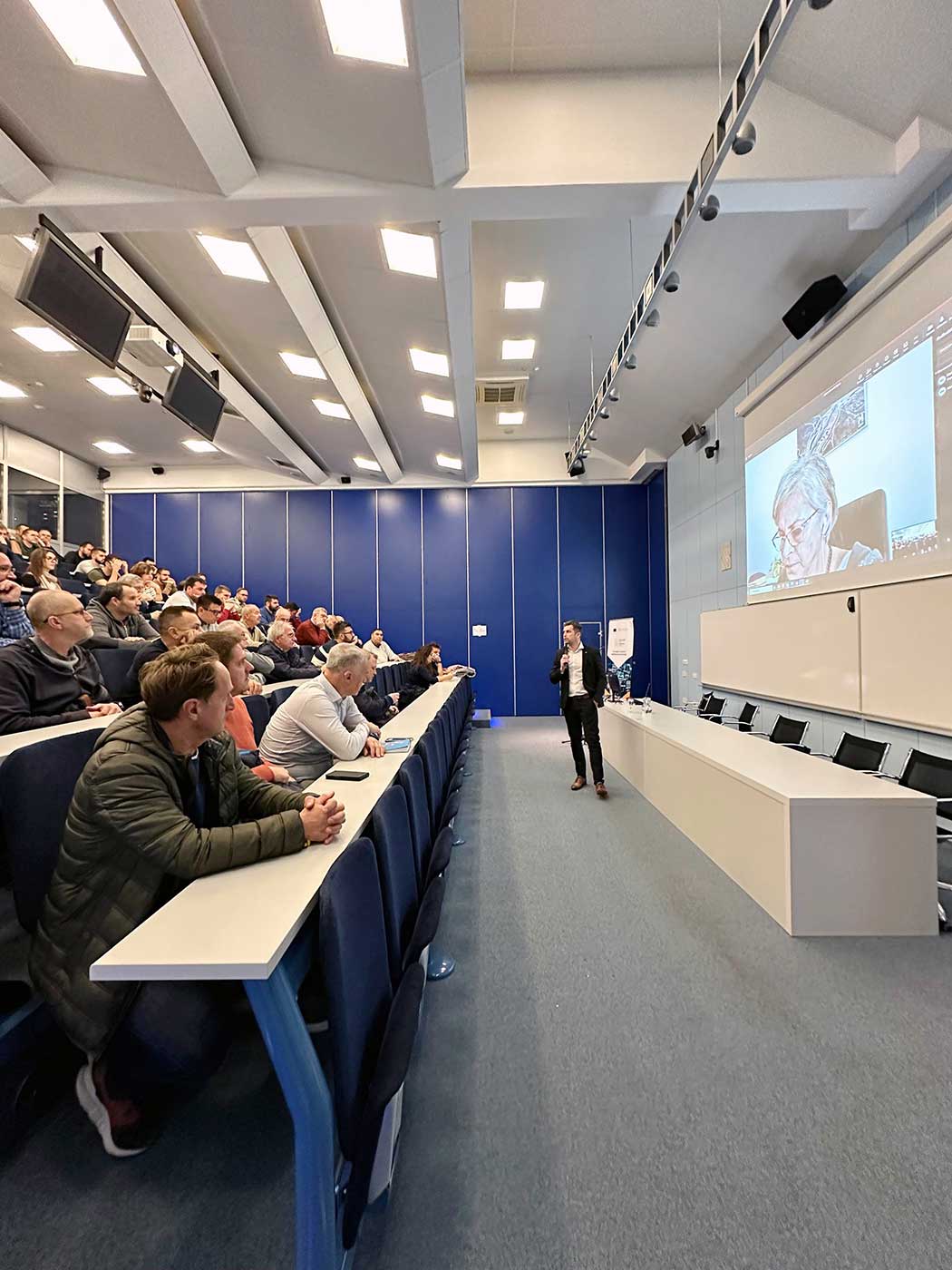 Maoring stručne edukacije